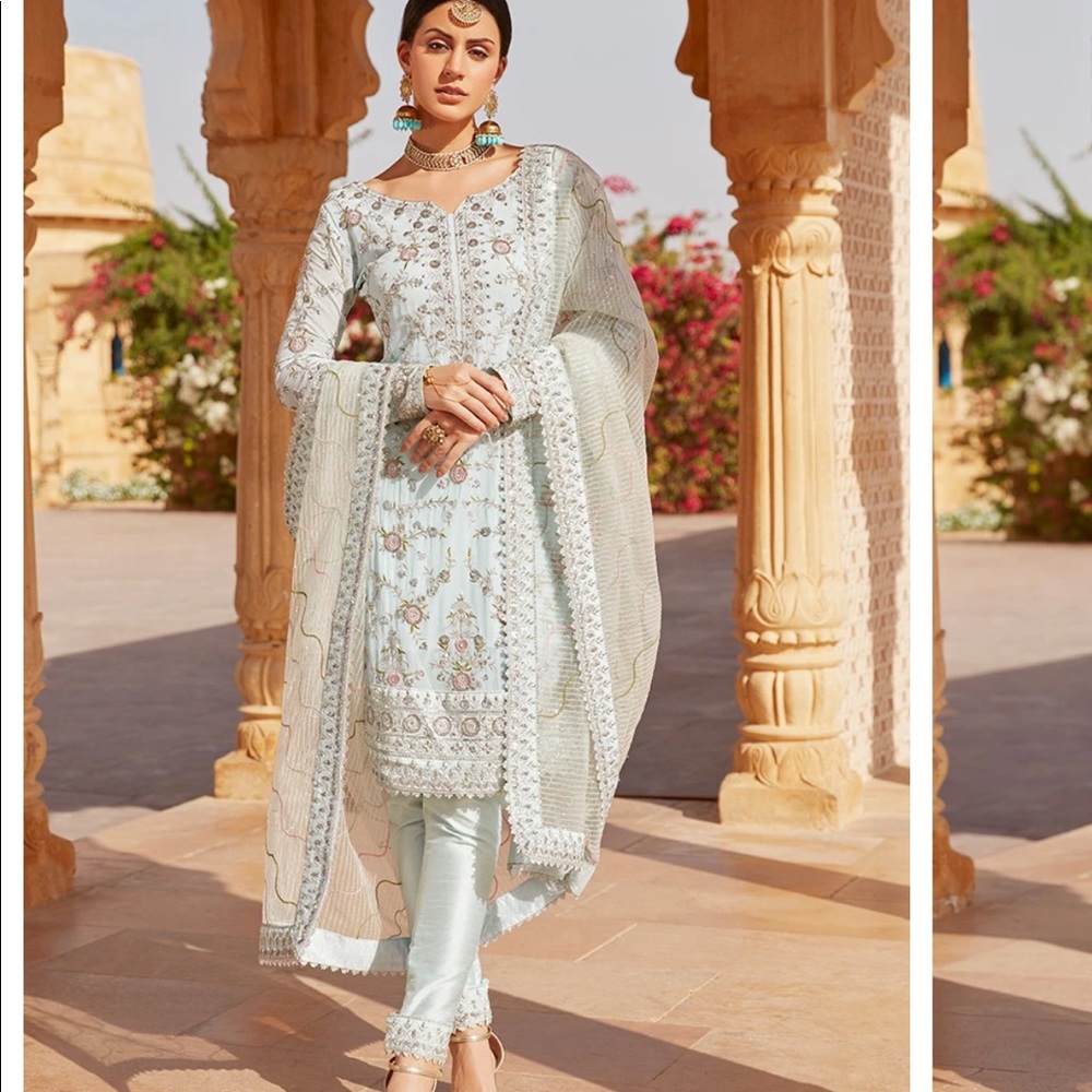 Lashkaraa Hindi out fit brand new never worn